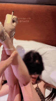 111127exjfwf3m6fmtffj5.gif